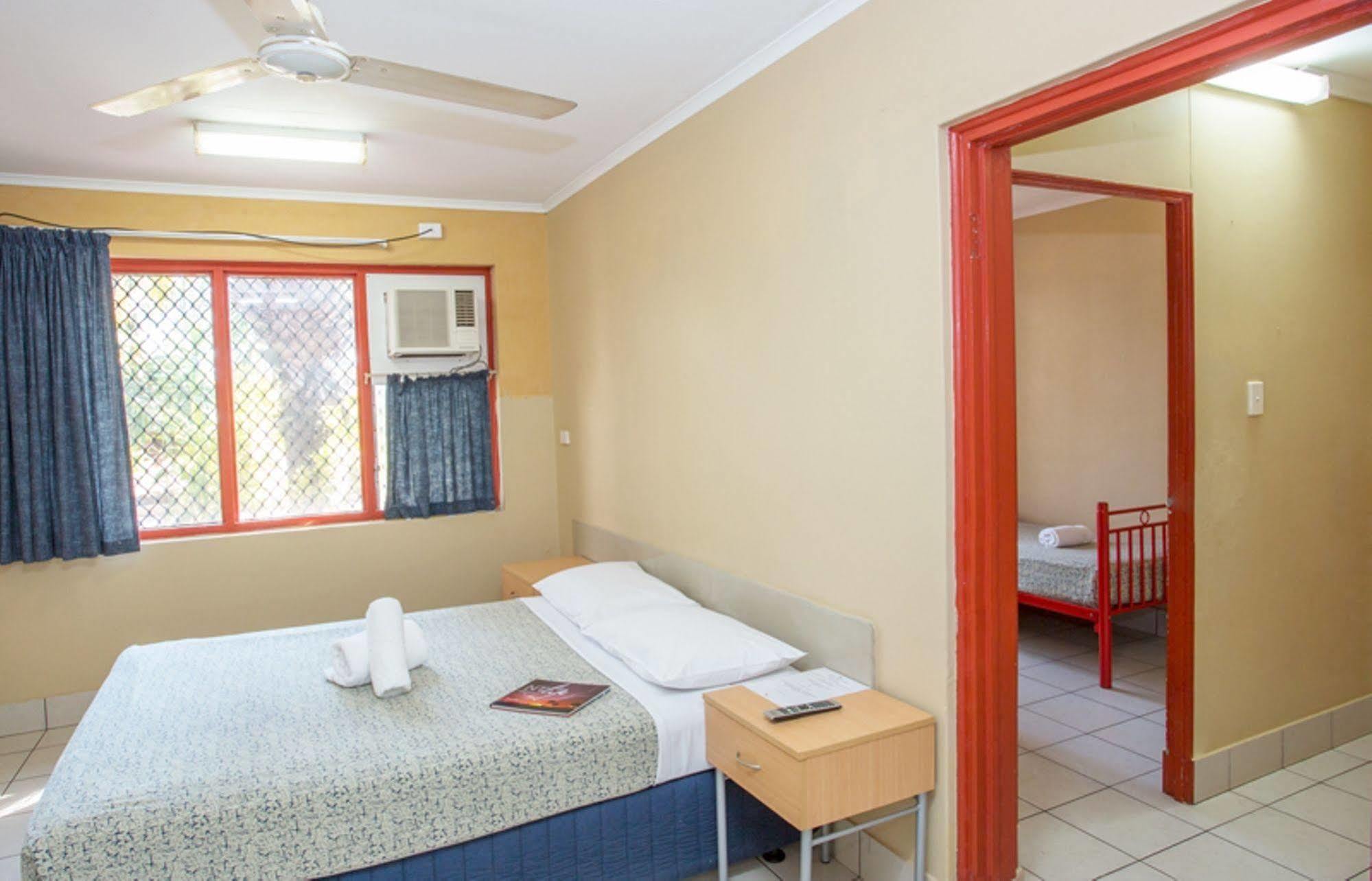 Hiway Inn Motel Дарвин Экстерьер фото