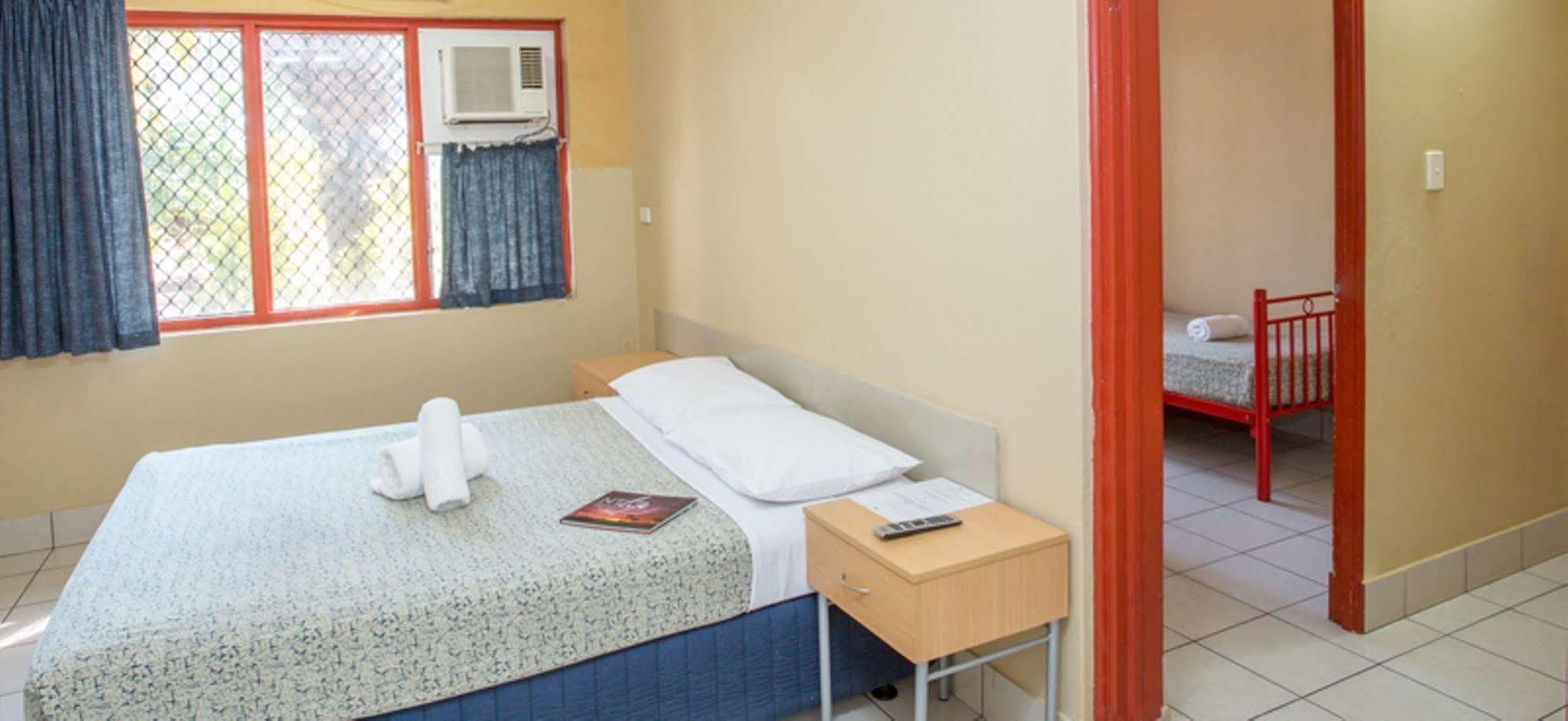 Hiway Inn Motel Дарвин Экстерьер фото